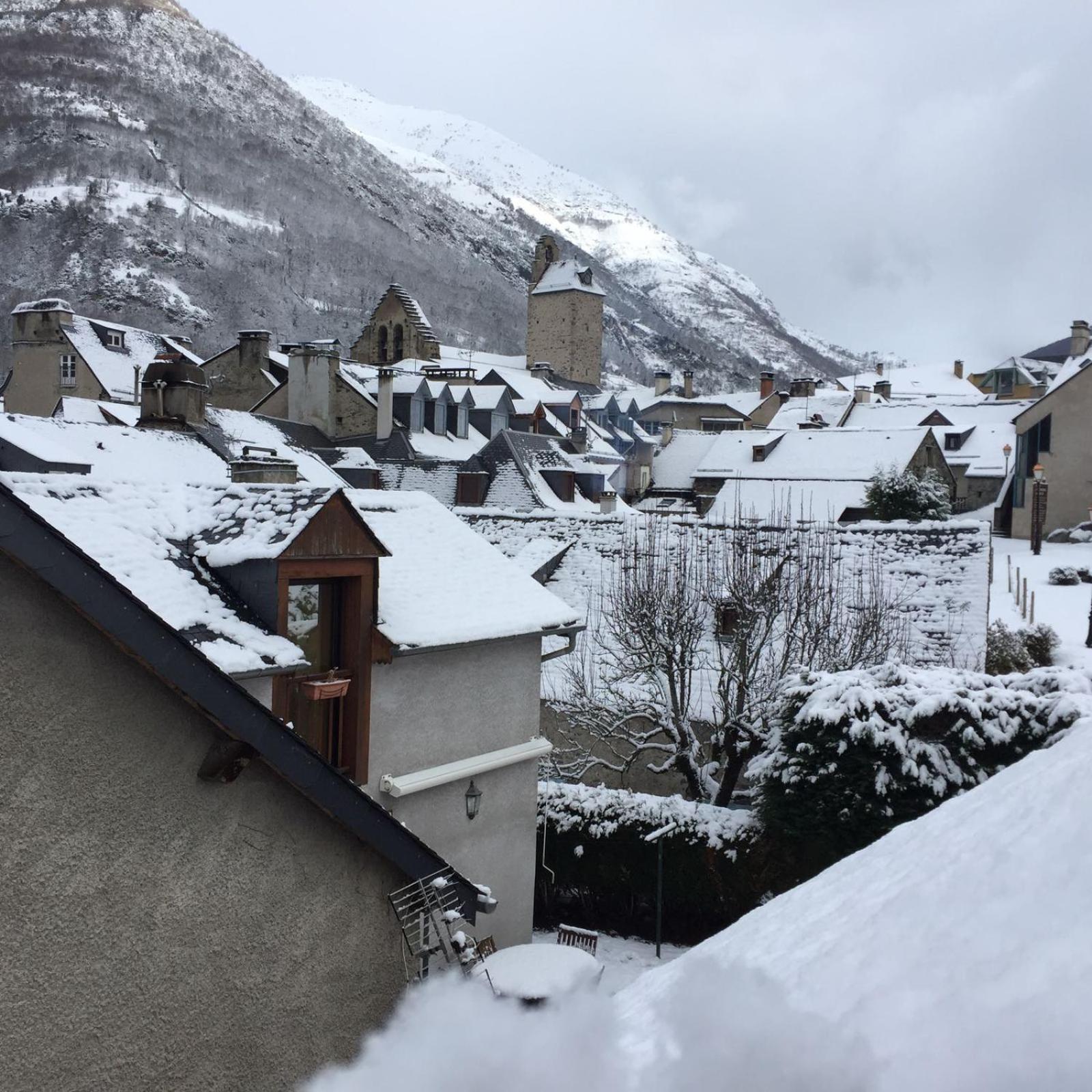 La Petite Maison Des Montagnes Luz-Saint-Sauveur Esterno foto